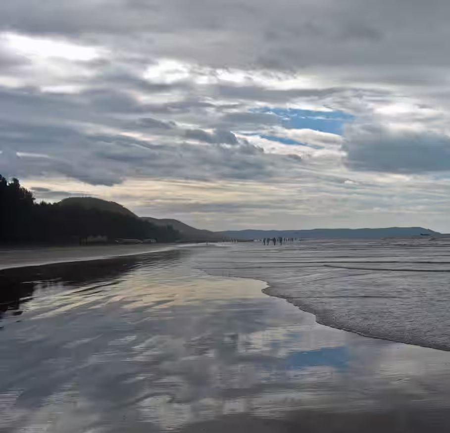 Palande Beach
