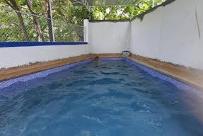 Blue Waves Villa Home Stay 4