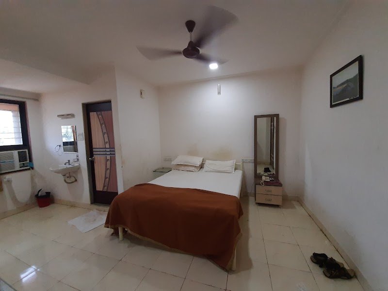 Hotel Dona Dawli & Taraai Rest House 2