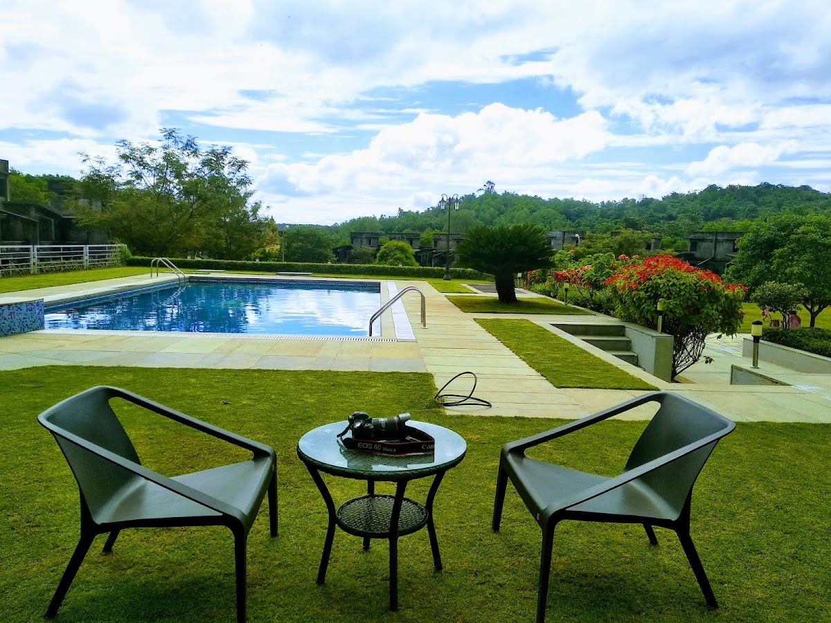 Hotel Sadhana Executive 3
