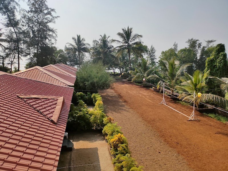 Vitamin Sea Beach Resort 4