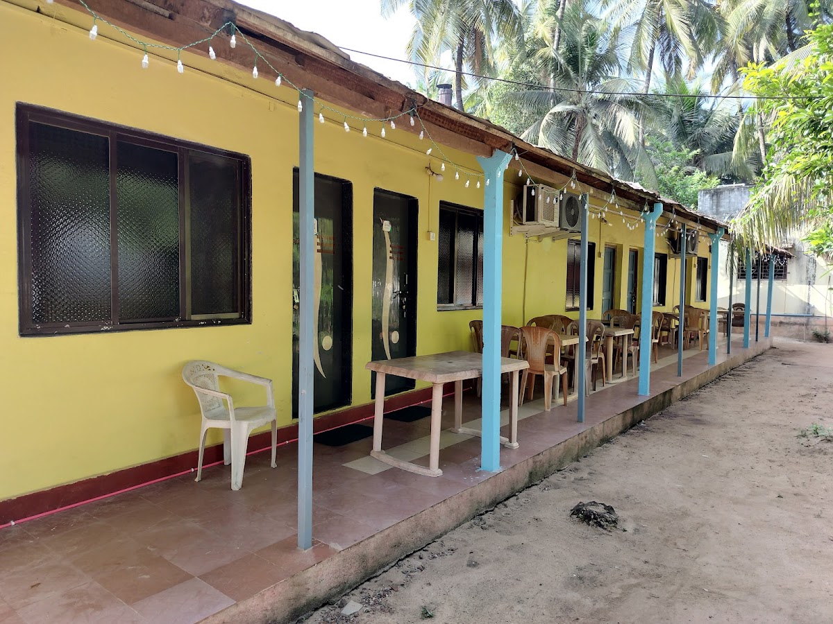 Dichwalkar Cottage 5