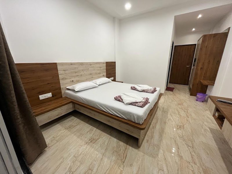 Hotel Aryan Beach Resort 5