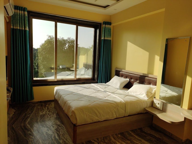 Royale Greens Resort 2