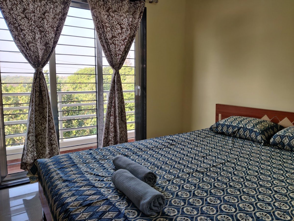 Hilltop Sea View Home Stay 2
