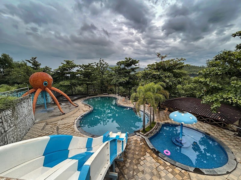 Heaven Hill Resort 3