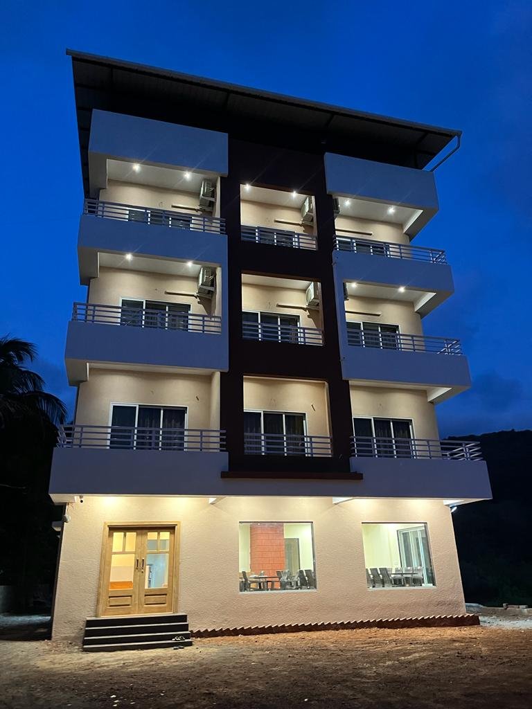Hotel Aryan Beach Resort