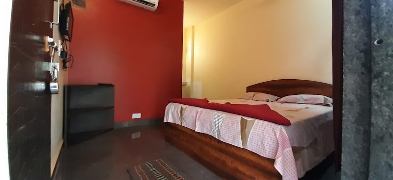 Vijaya Guest House and Restaurant 2