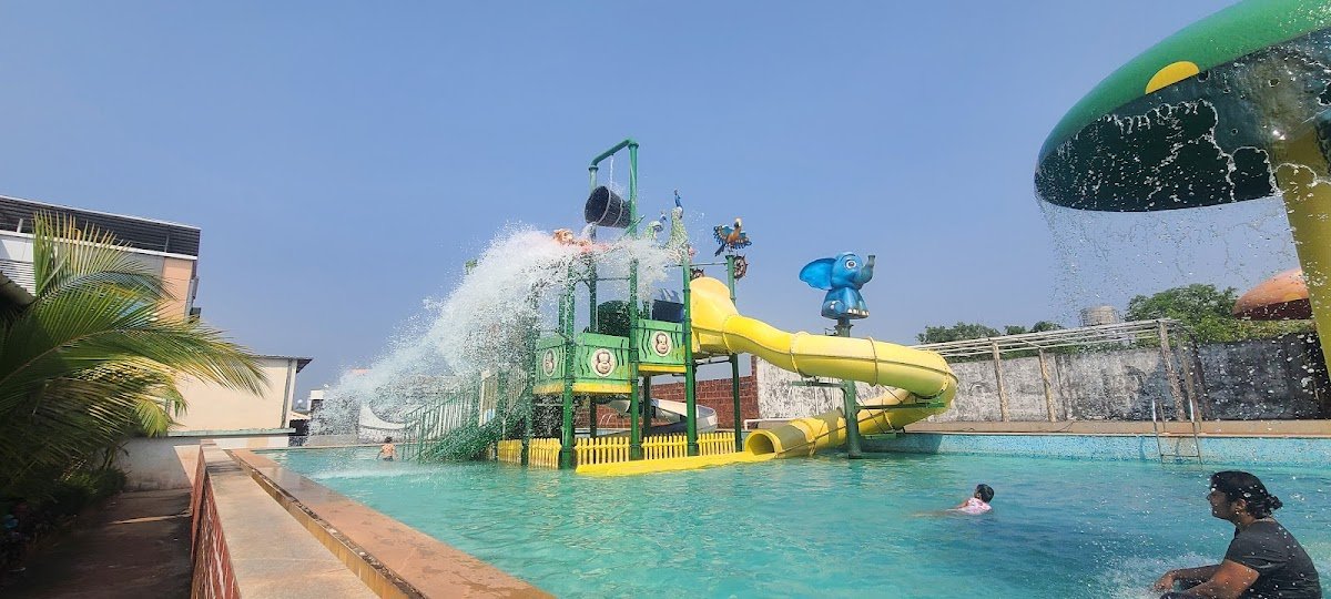 Deluxe Krishna Sea View 3