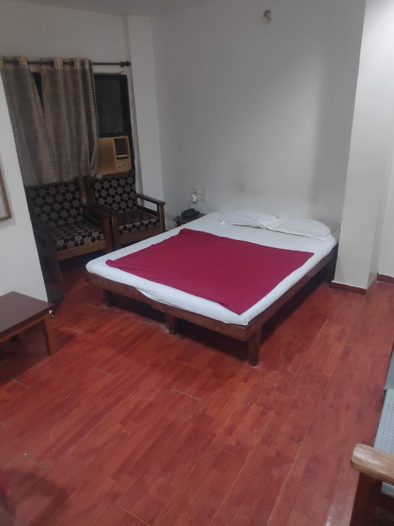 Hotel Ruchi Deluxe