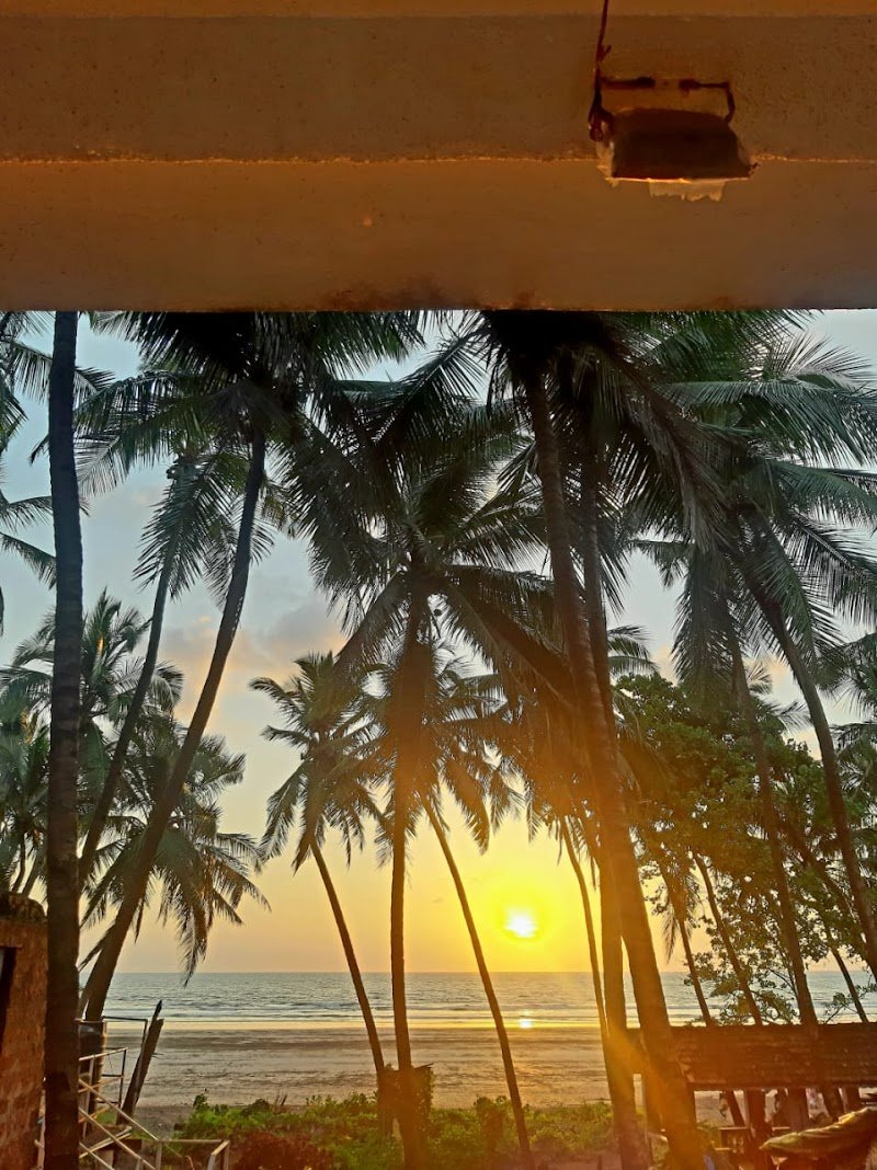Tapsya Beach Cafe
