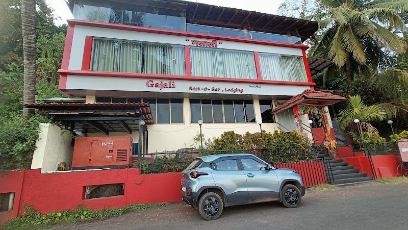 Gajali 4