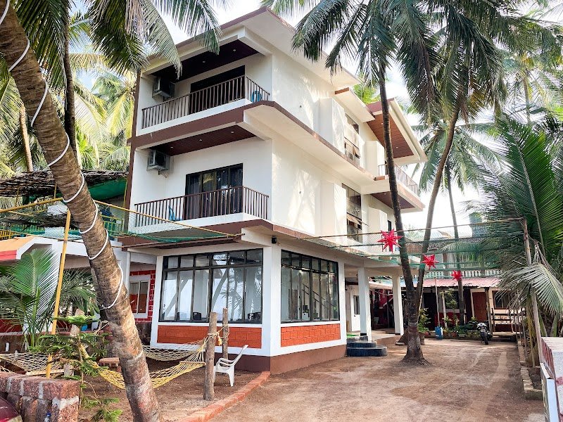 Palvi Beach Resort 4