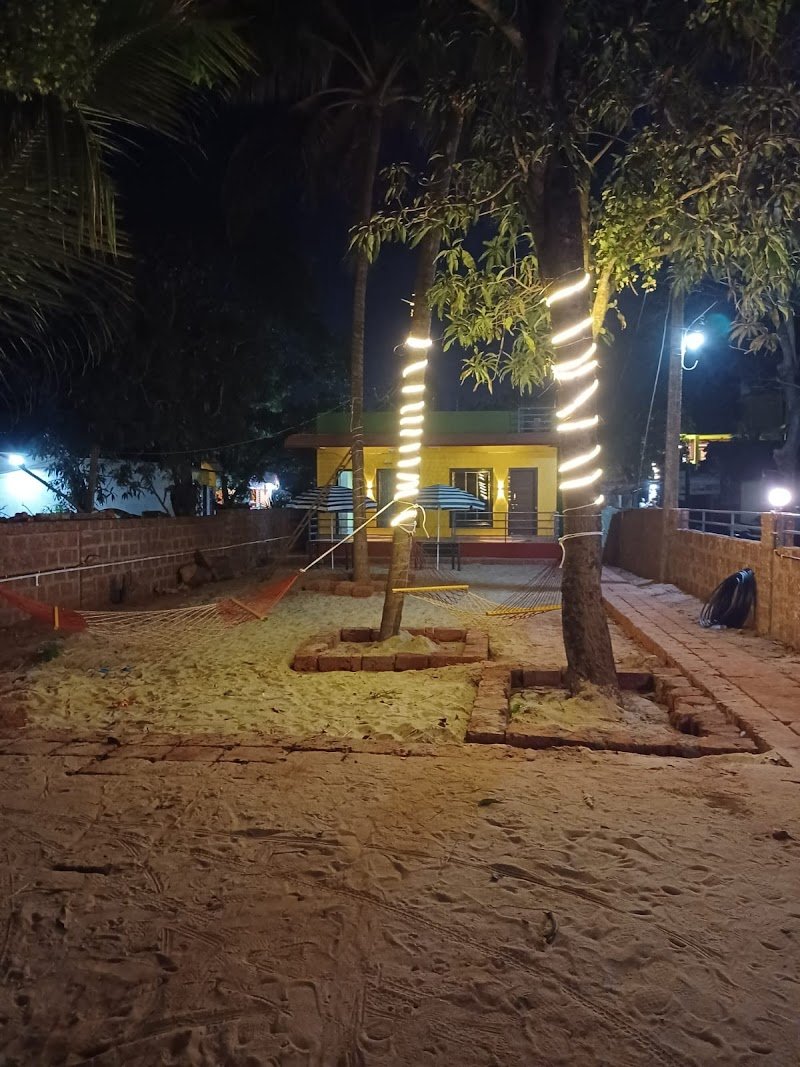 Aarya Home Stay 5