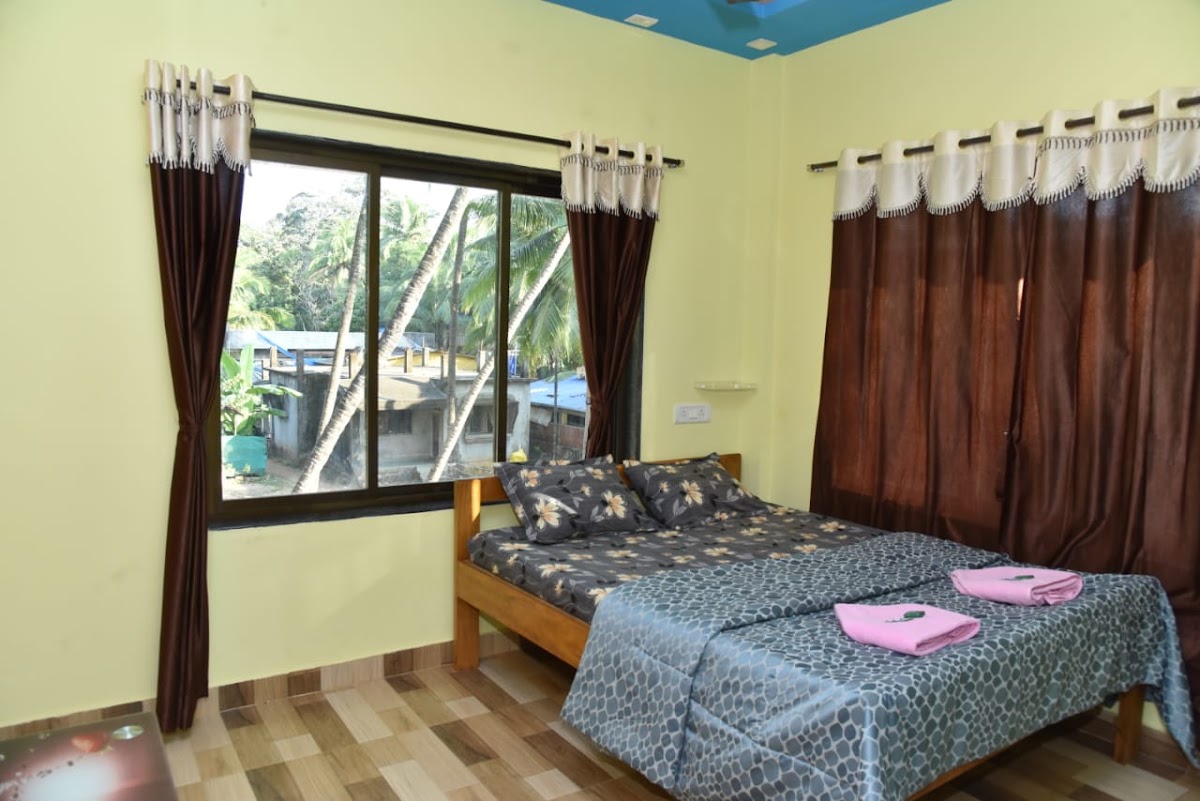 Gurukrupa Home Stay 4