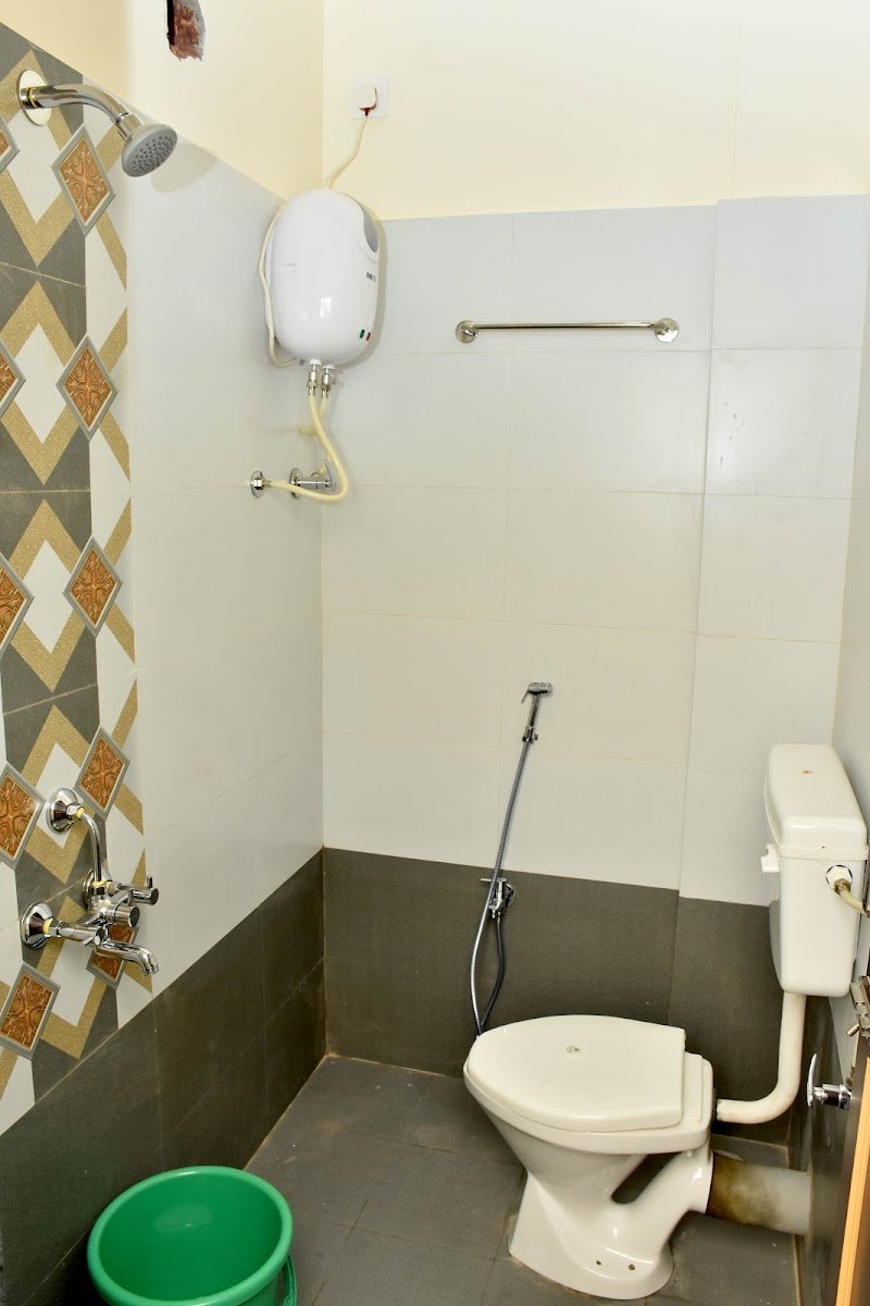Vijaya Guest House and Restaurant 3