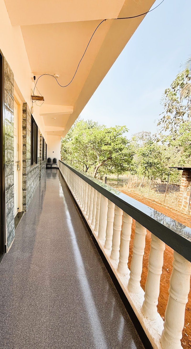 Dev's Resort & Restaurant