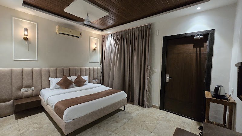 The Imperial Beach Resort 2