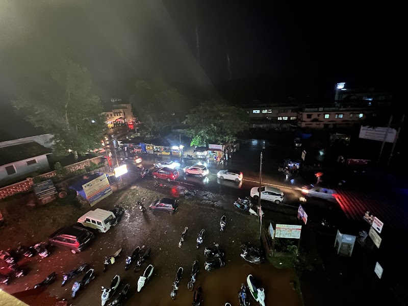 Hotel Ratnesh Premium