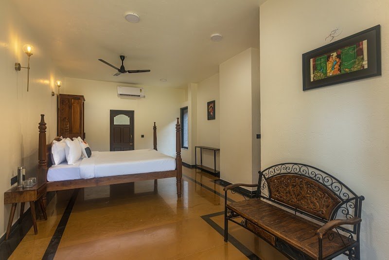 Saffronstays Amavi Beach House 2
