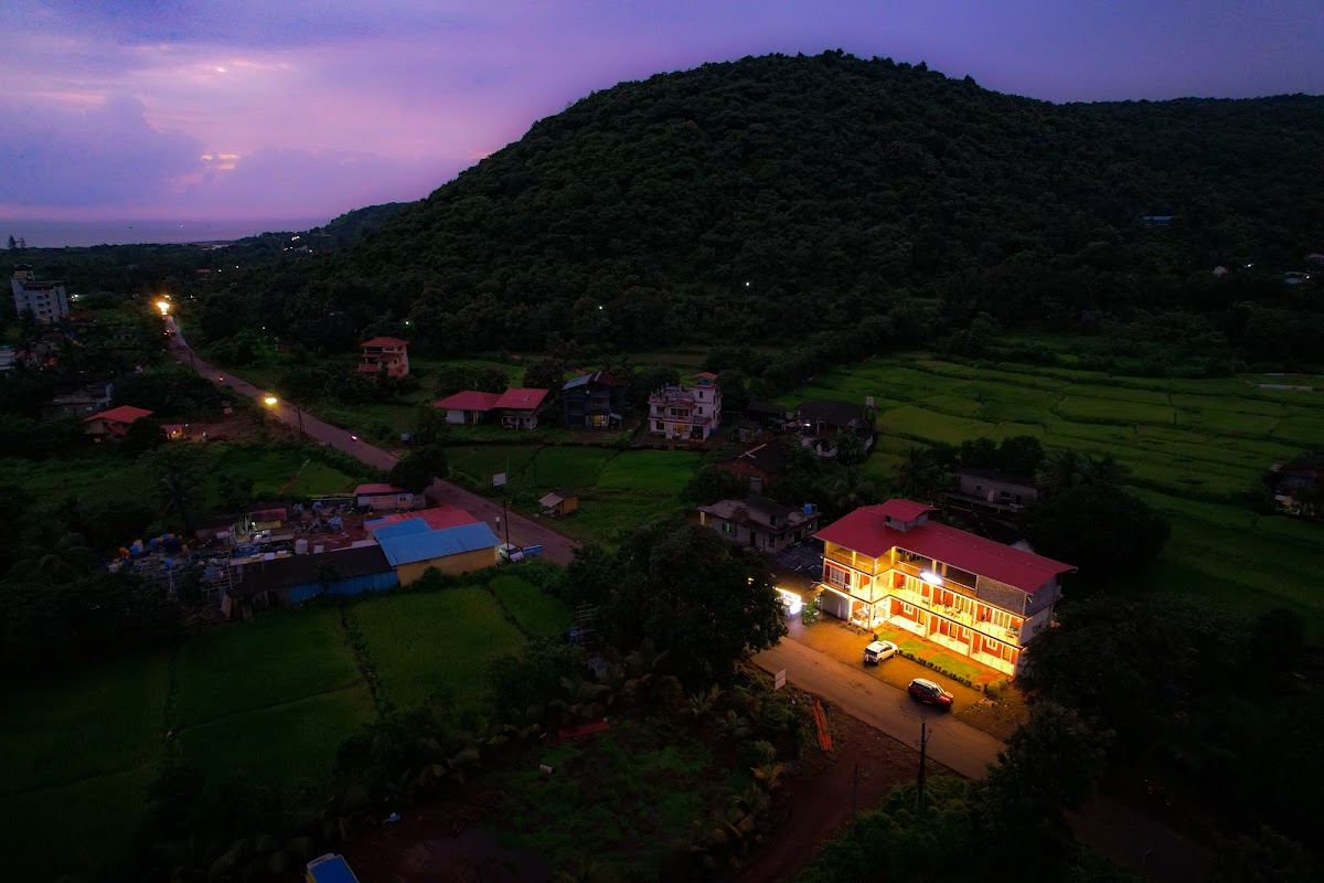 Tanishq Resort 5