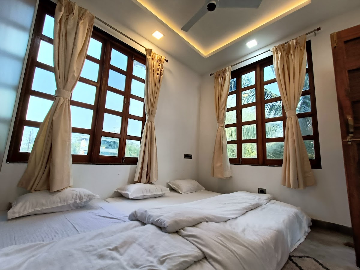 Harshveer Stay - Luxury HomeStay 2
