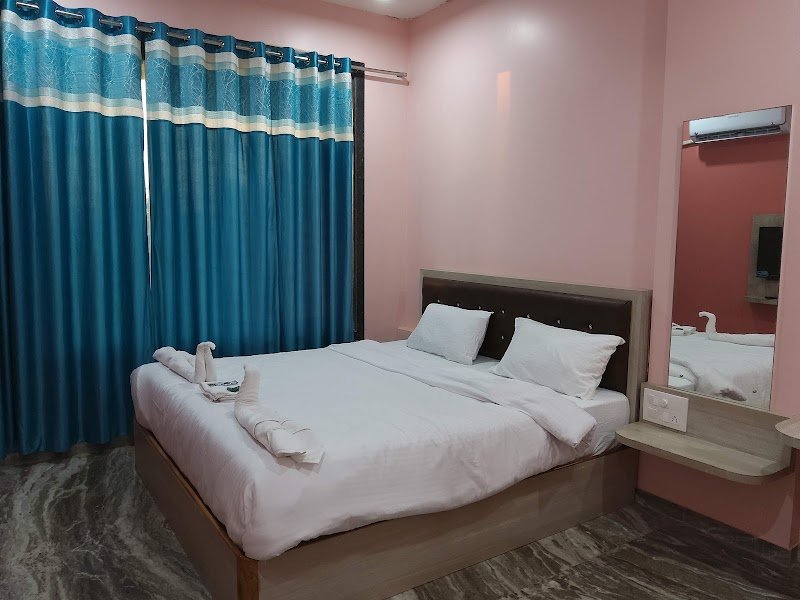 Royale Greens Resort 5