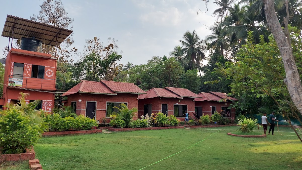 Meet Holiday Home