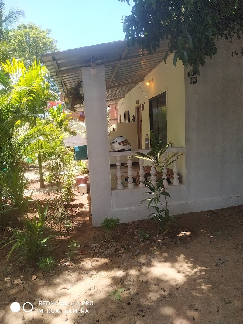 Devesh Villa & Guest House