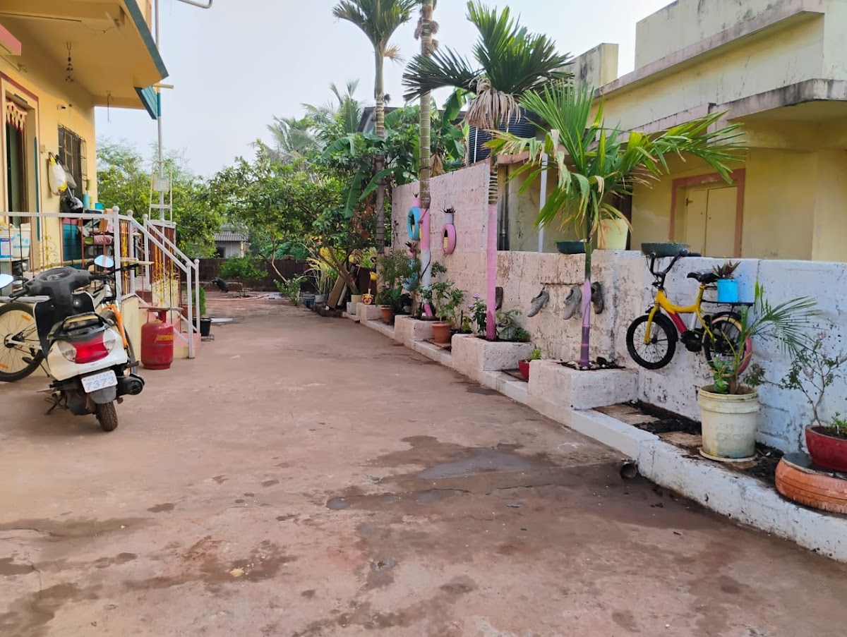 Jay Jinendra Home Stay 5