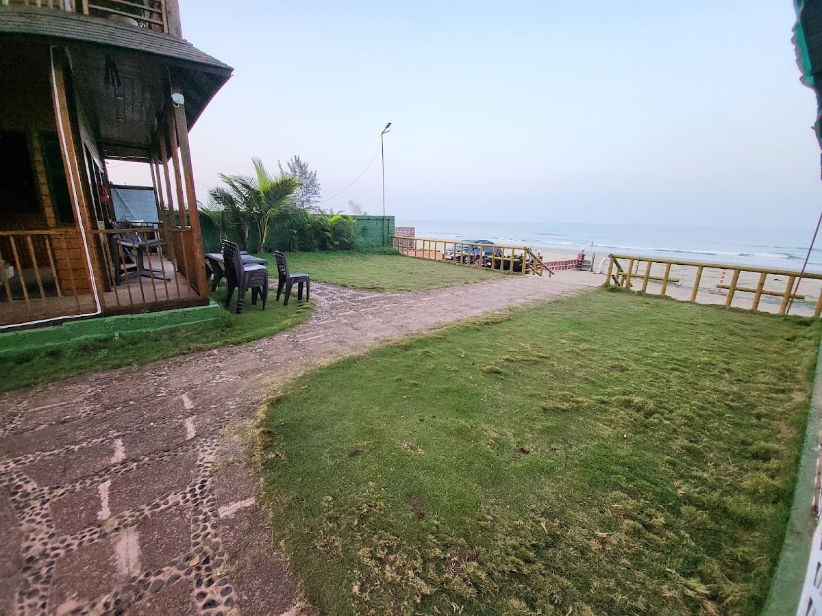 Royal Ocean Beach Resort 5
