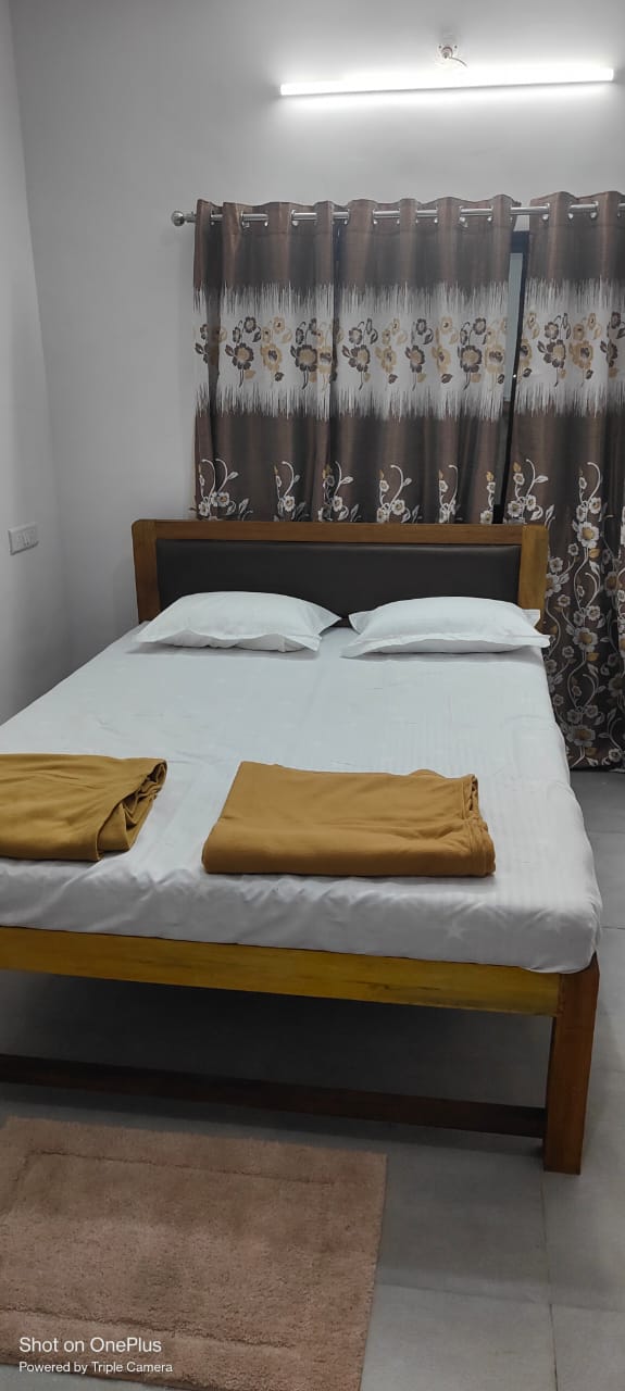 Roops Home Stay 4