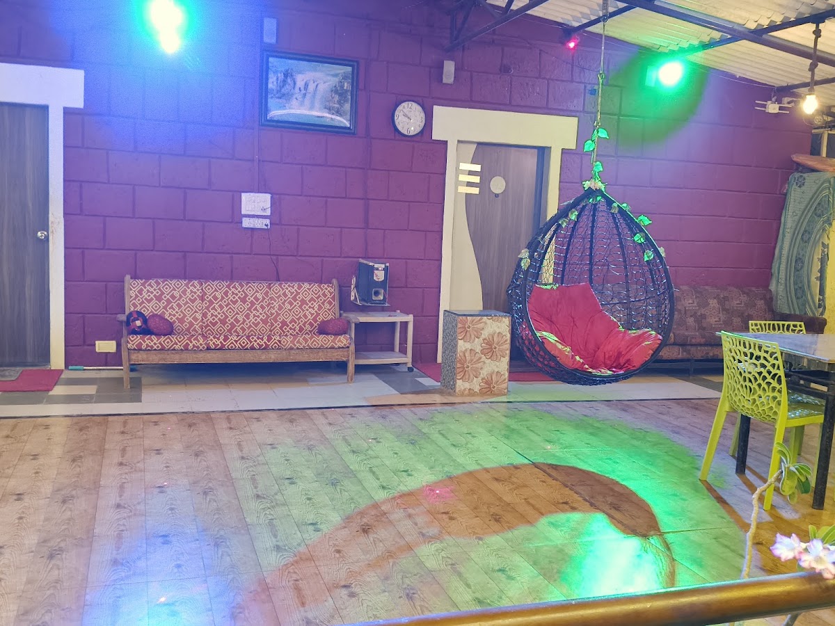 Raj Holiday Home 5