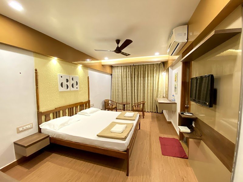 Ya Niwant Beach Resort 2