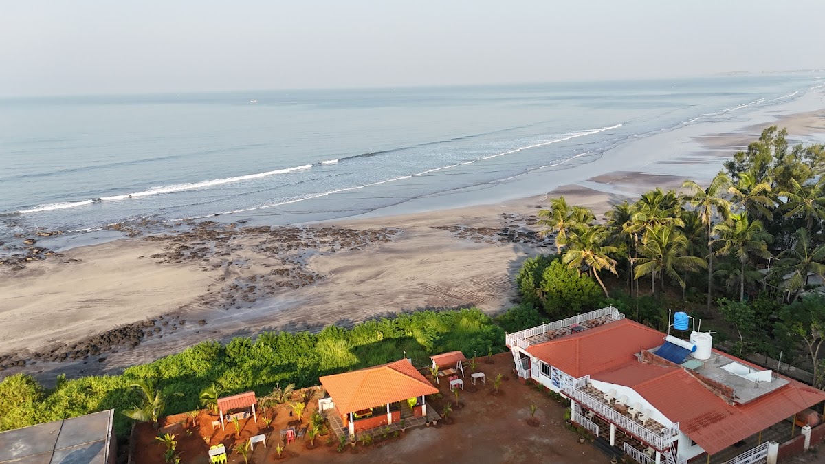 Sea View Beach Resort 4