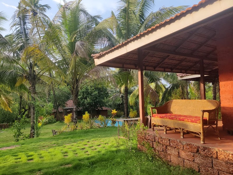 Happiness Estate - Farmstay and Foodforest