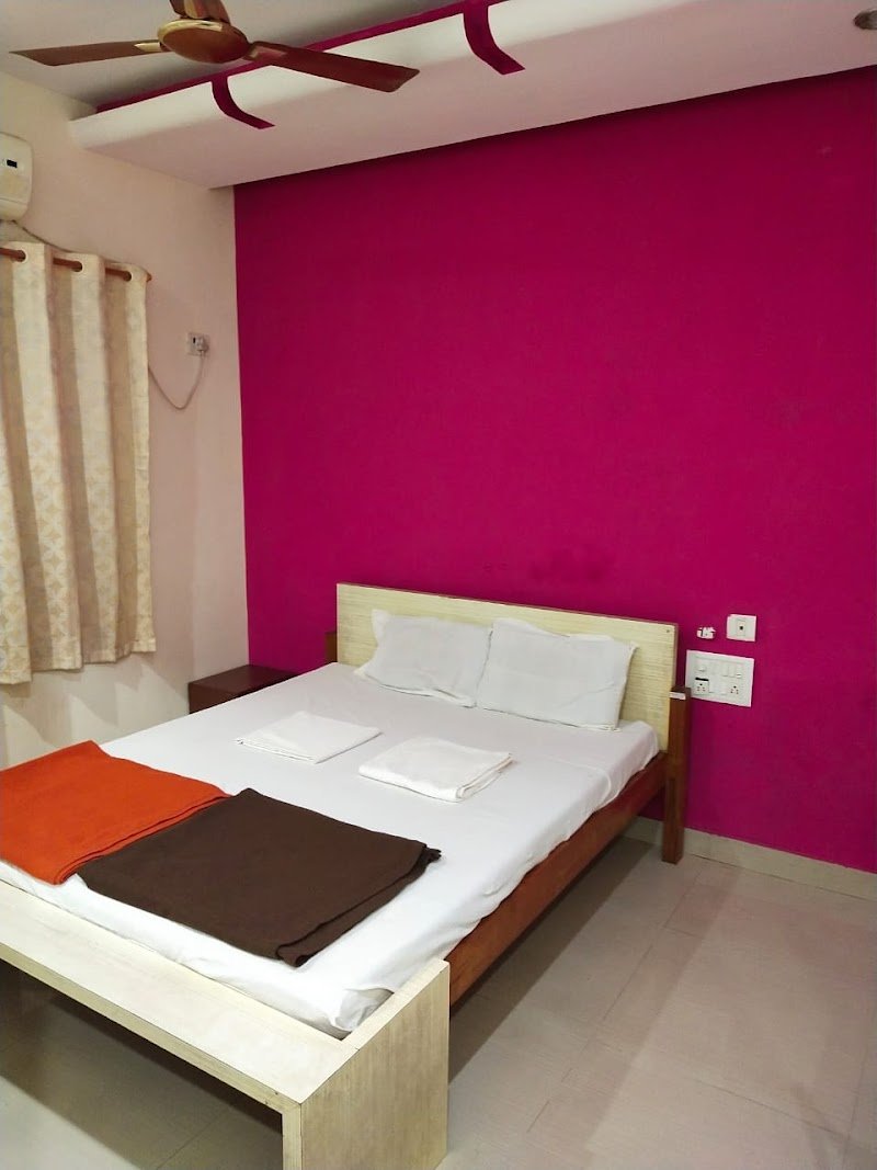 Hotel Mayuresh Lodge 4