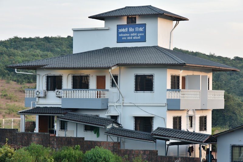 Amboli Hill Resort 4