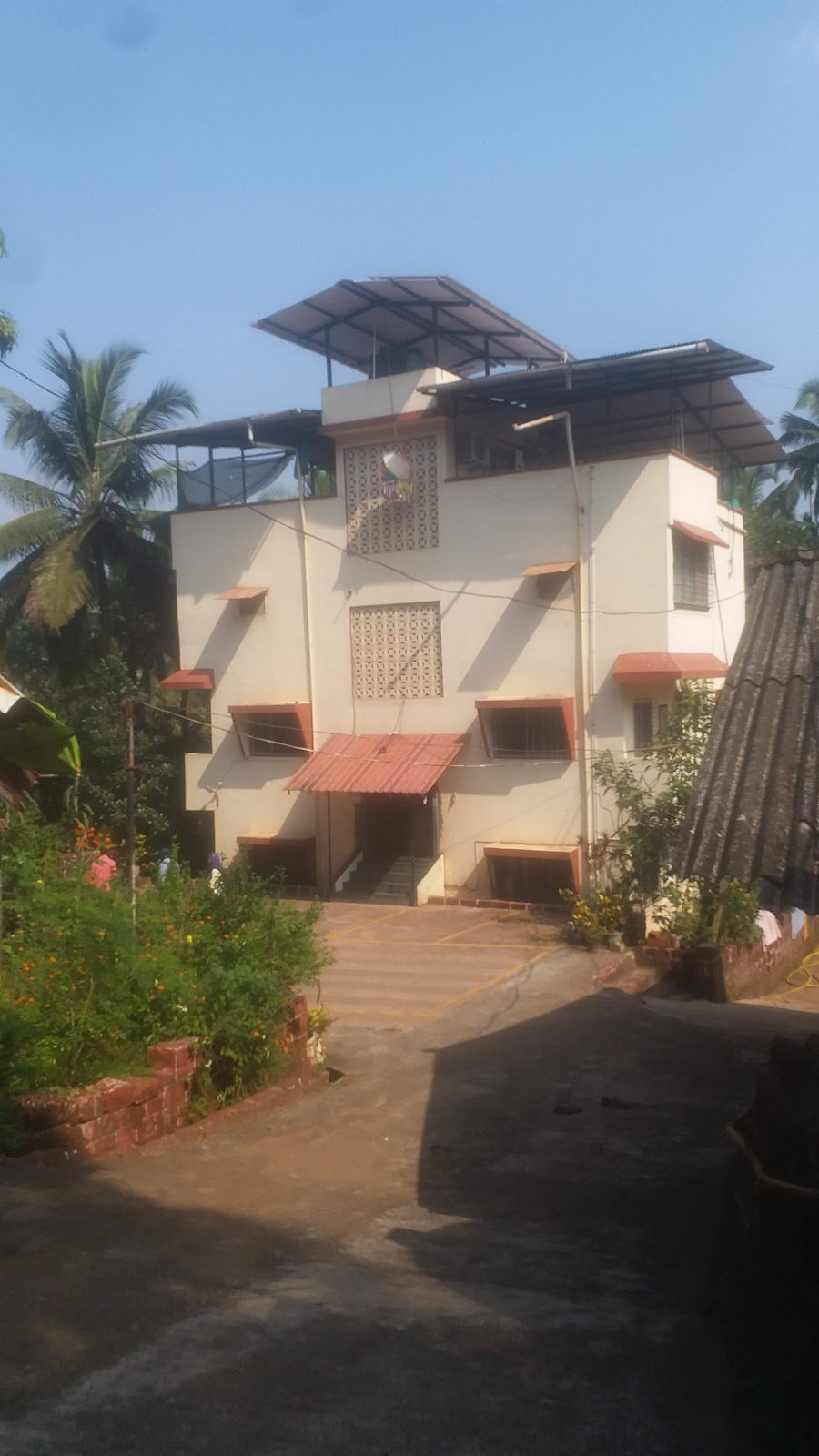Kapil Lodge