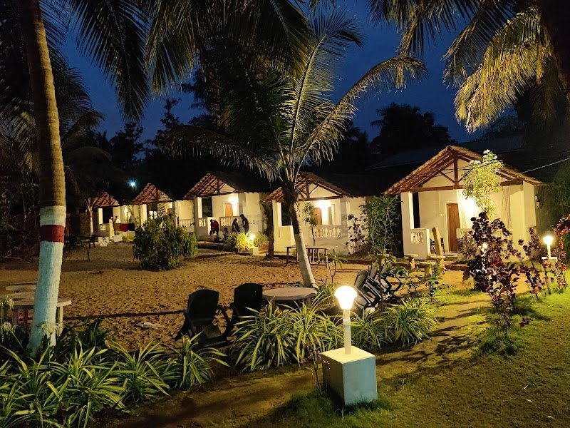 Paradise Holiday Inn Resort 5