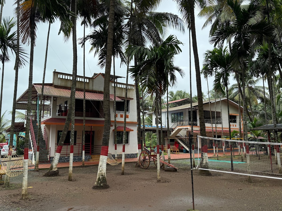 Ganraj Holiday Home 3