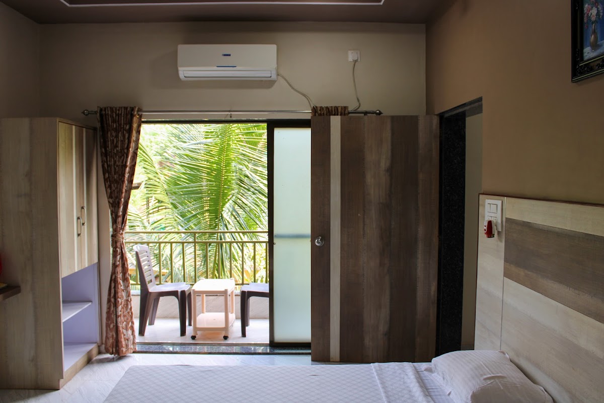 Hotel Abhishek 3