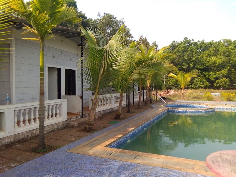 Chandra Vilas Resort 5