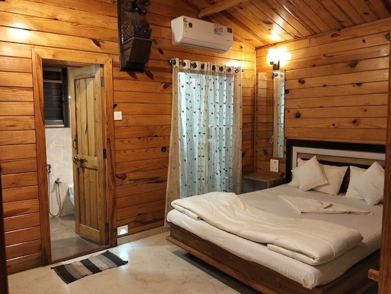 The Leelas Bamboo House And Water Sports & Resort 2