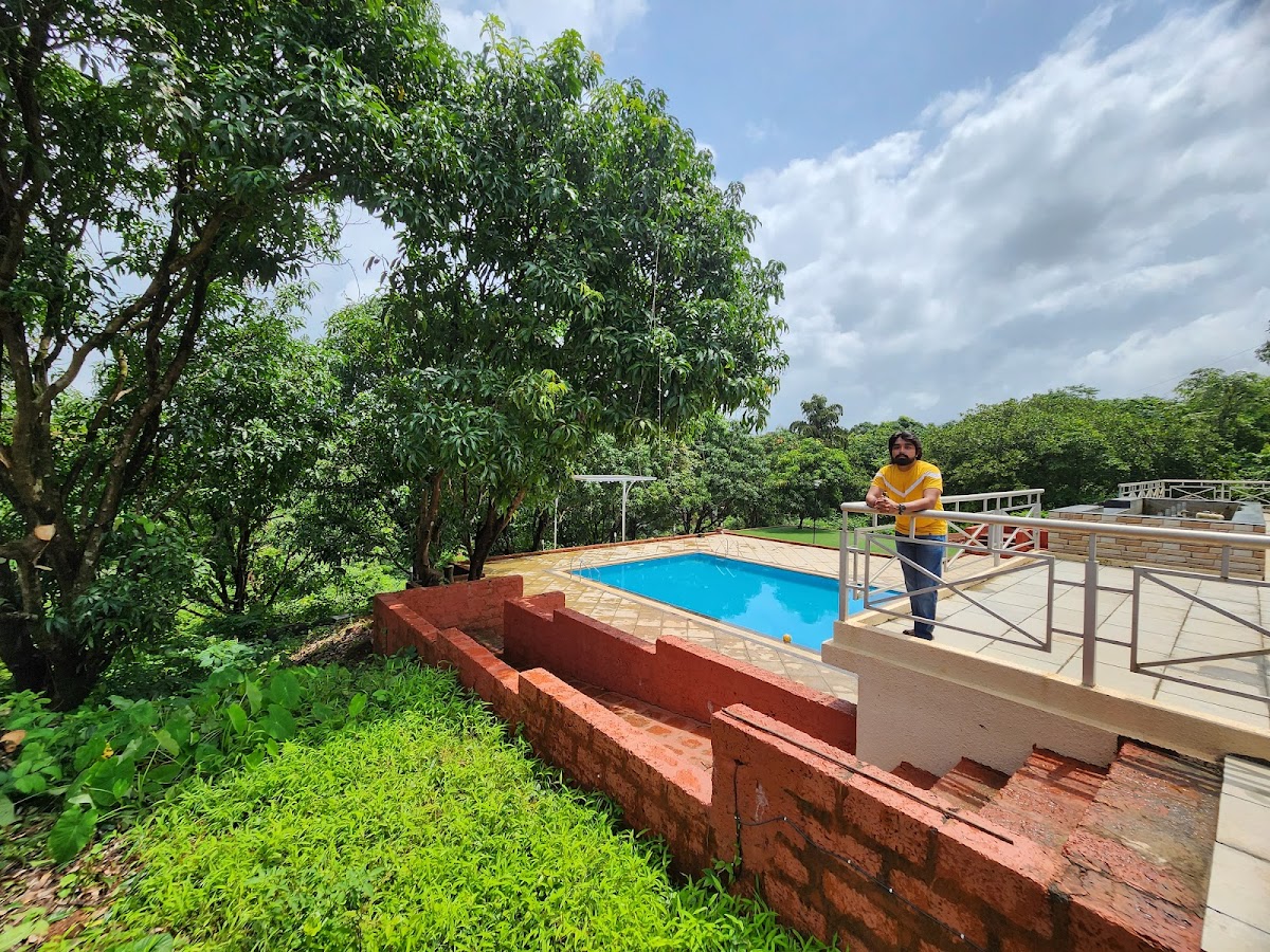 Chinar Woods Resort 3