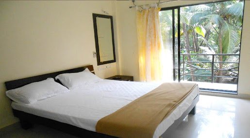 Lad Resort 2