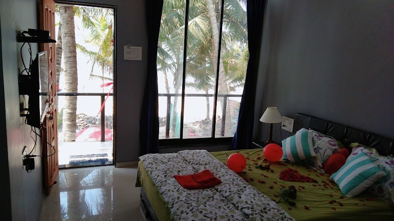 Moses Sea-Secret Beach Resort 2